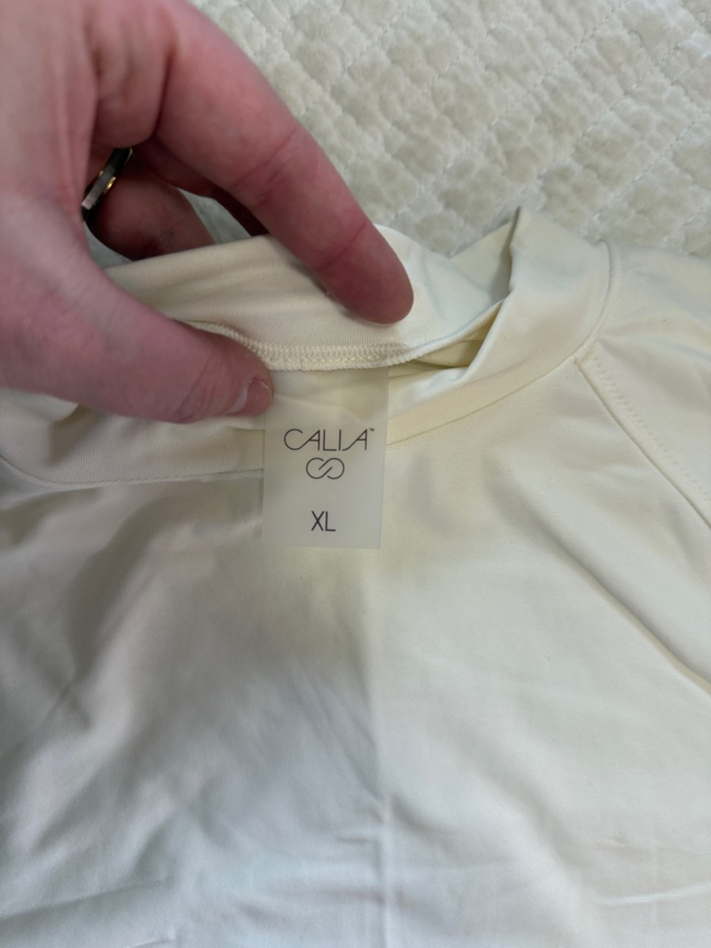 CALIA by Carrie Underwood Cream Short Sleeve Rash Guard Top - Picture 2 of 3